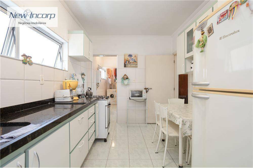 Apartamento à venda com 3 quartos, 123m² - Foto 11