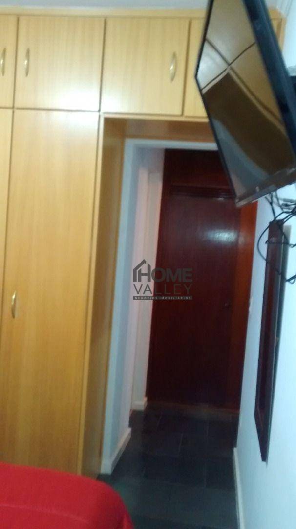 Apartamento à venda com 3 quartos, 90m² - Foto 11