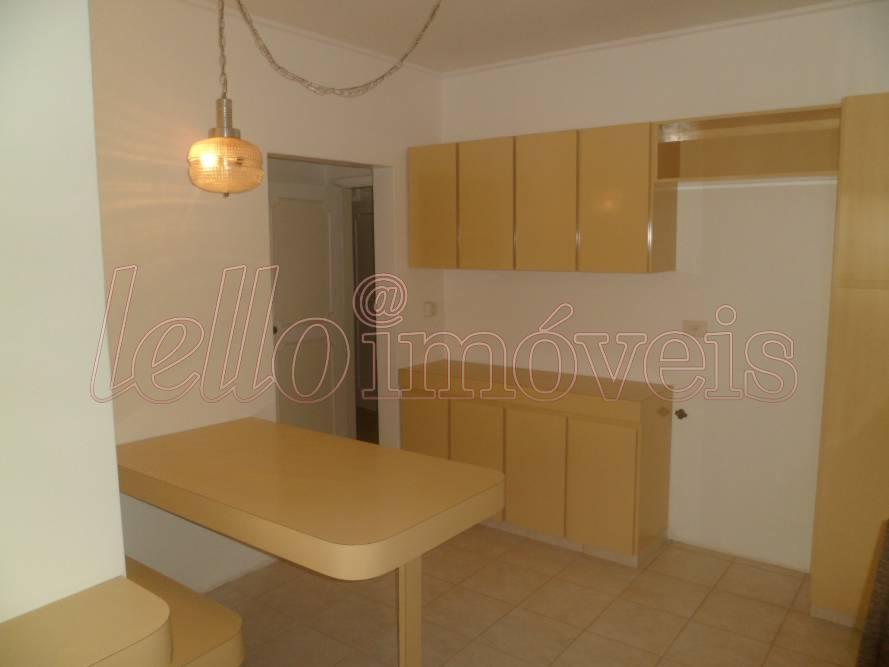 Apartamento para alugar com 3 quartos, 140m² - Foto 18