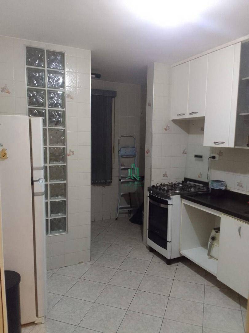 Apartamento à venda com 2 quartos, 64m² - Foto 9