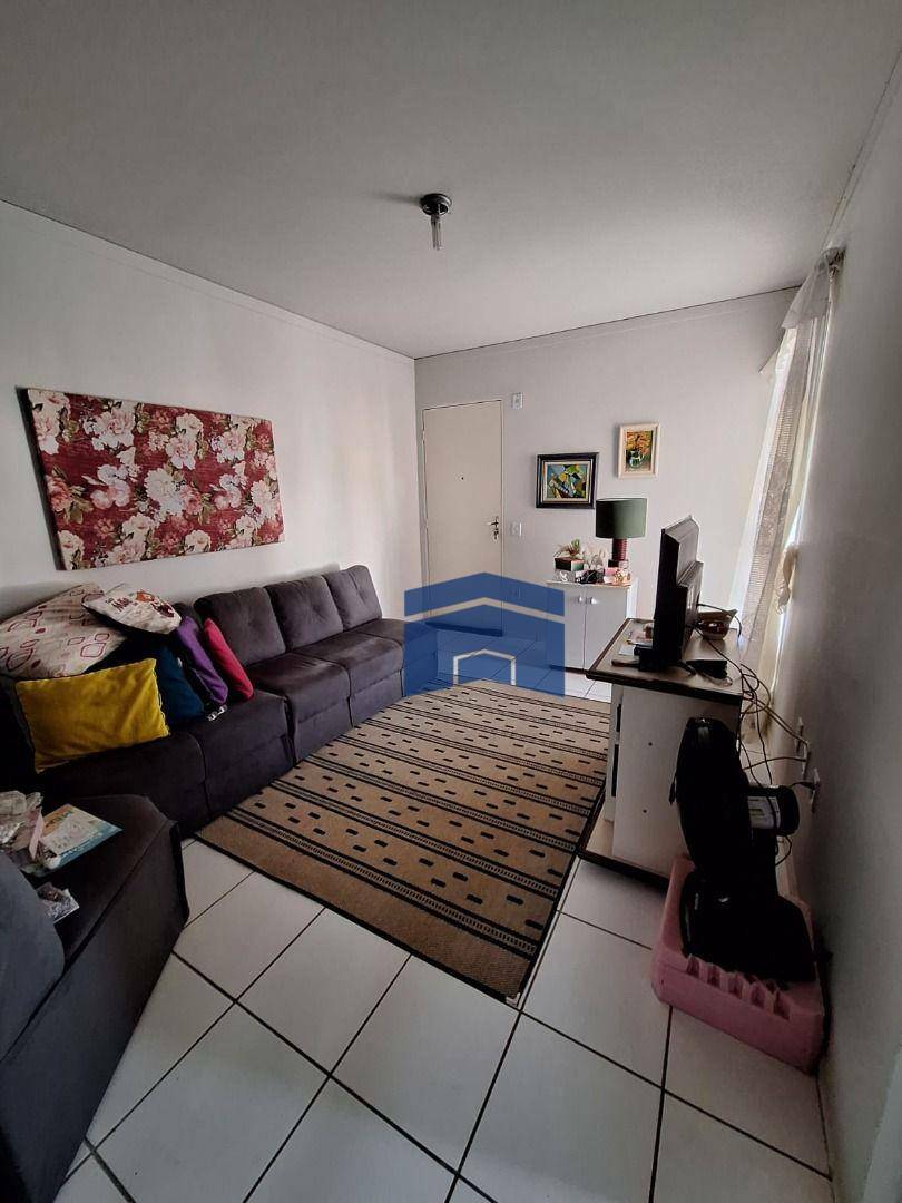 Apartamento à venda com 2 quartos, 51m² - Foto 2