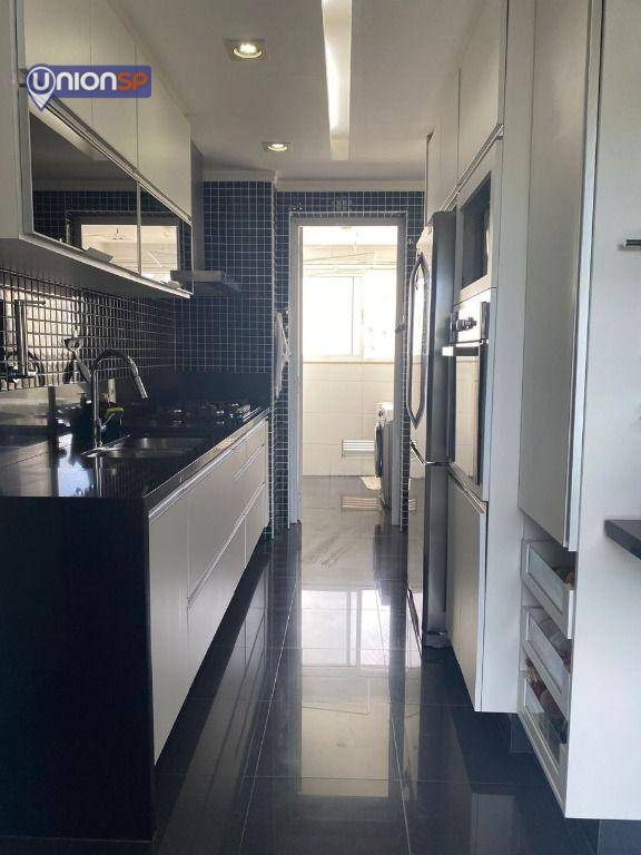 Apartamento à venda com 3 quartos, 138m² - Foto 28