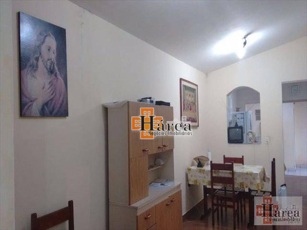 Casa à venda com 3 quartos, 110m² - Foto 4
