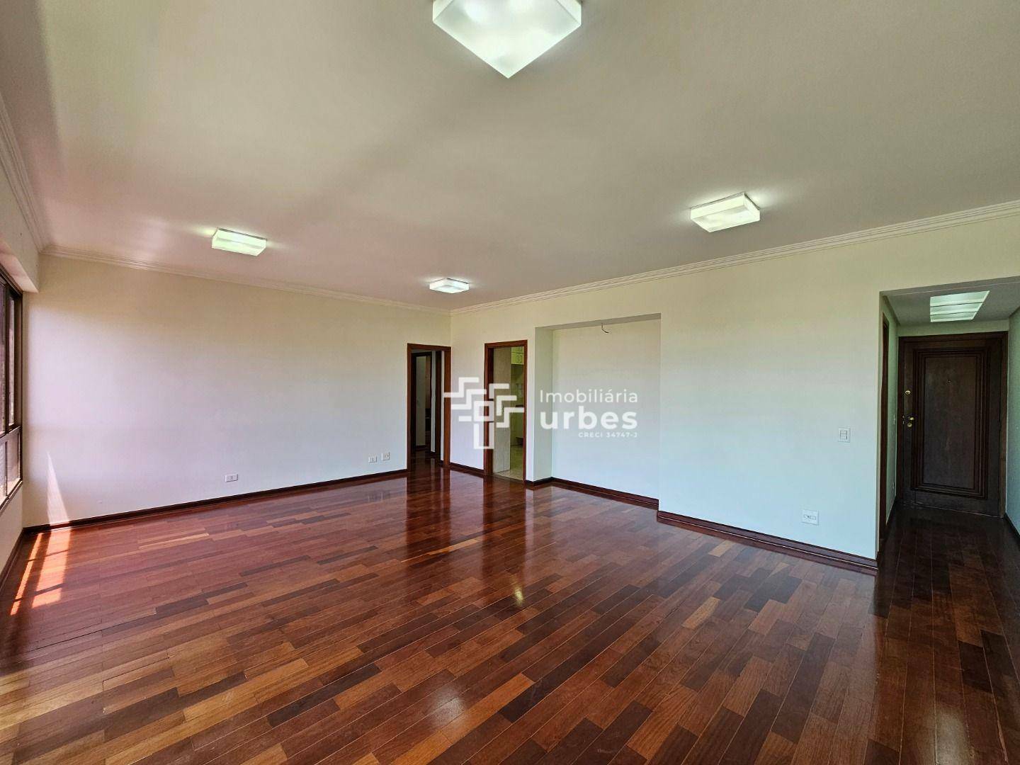 Apartamento à venda com 4 quartos, 157m² - Foto 5