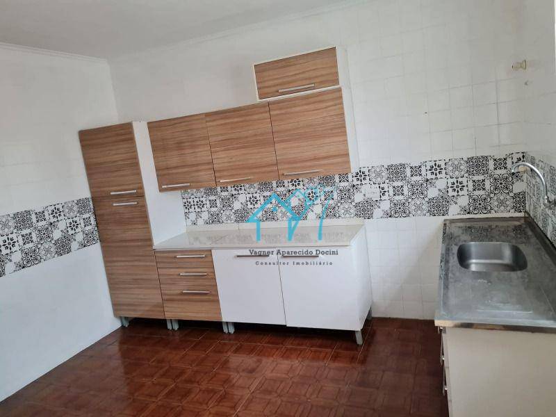 Apartamento para alugar com 3 quartos, 120m² - Foto 11