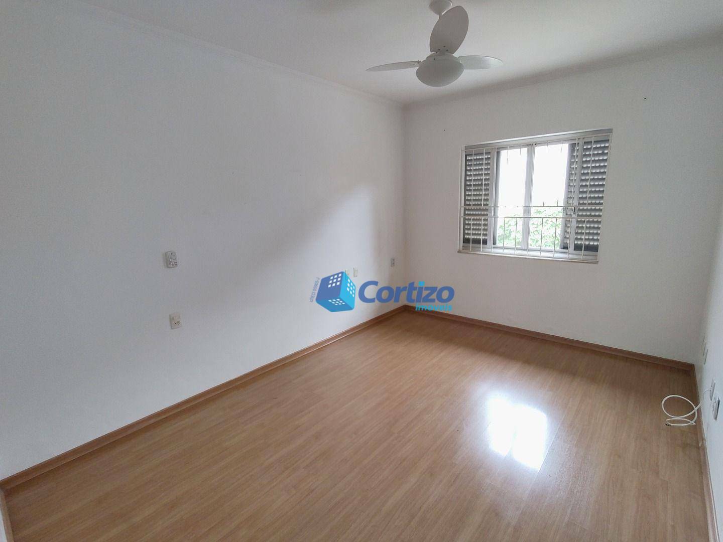 Casa à venda com 3 quartos, 280m² - Foto 15