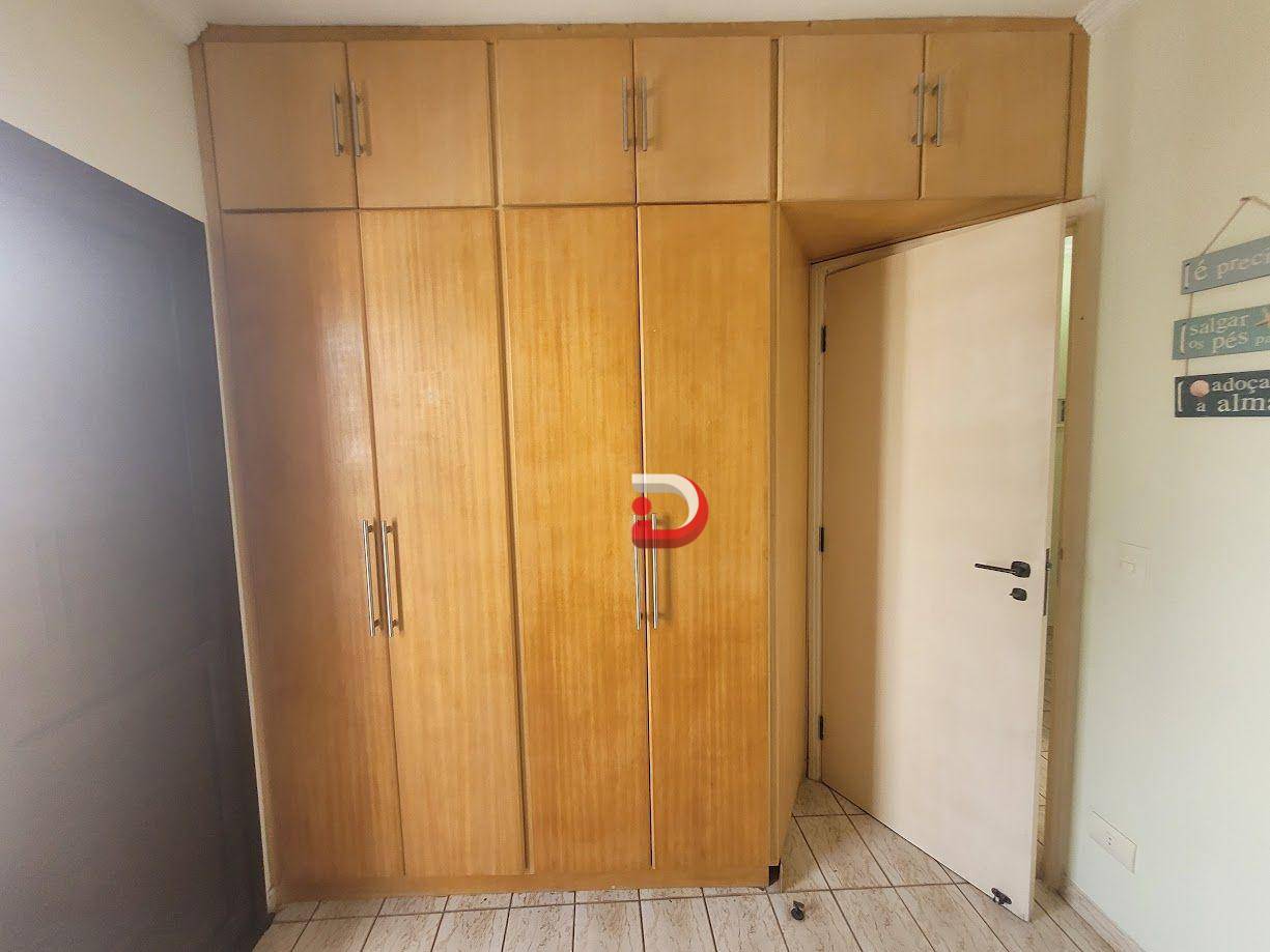 Apartamento para alugar com 3 quartos, 120m² - Foto 19