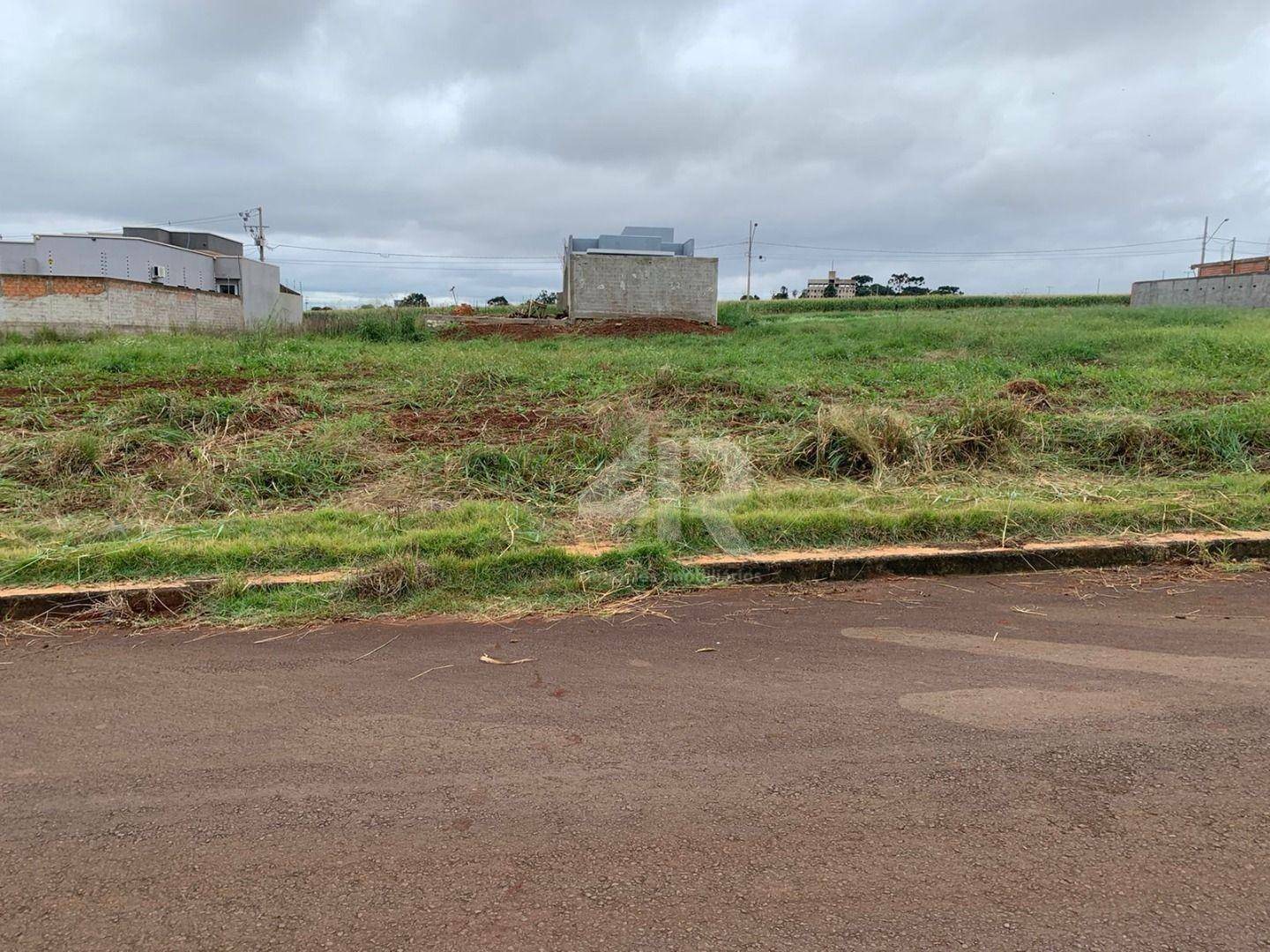 Terreno à venda, 360M2 - Foto 1