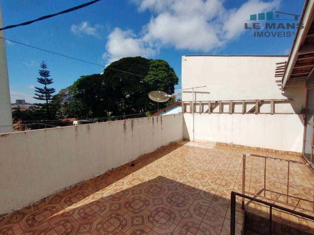 Casa à venda com 2 quartos, 69m² - Foto 9