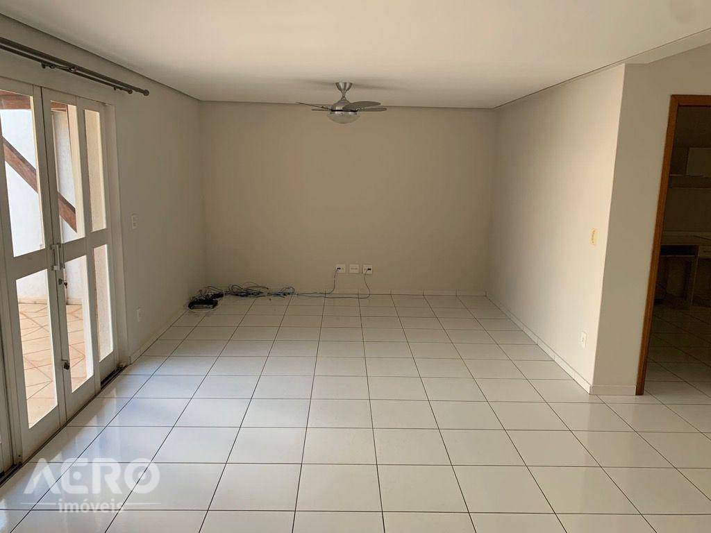 Casa à venda com 4 quartos, 160m² - Foto 23