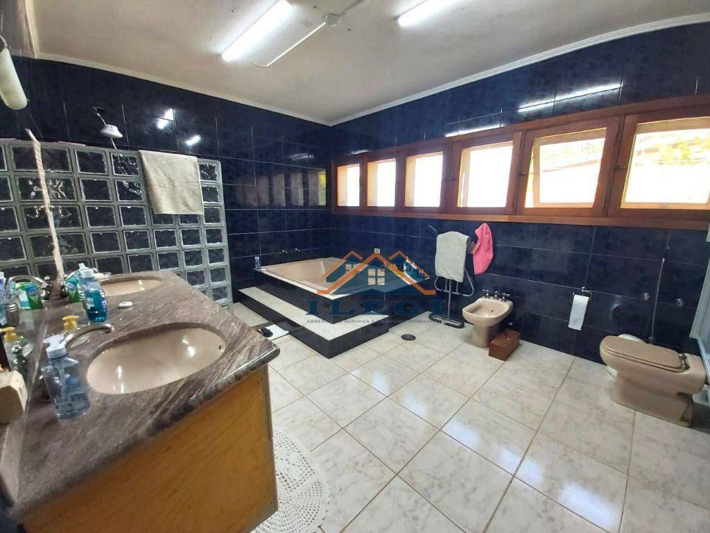 Chácara à venda com 3 quartos, 550m² - Foto 38