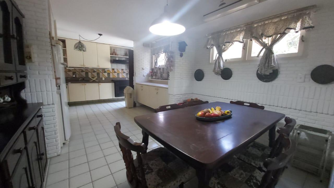 Casa de Condomínio à venda com 4 quartos, 650m² - Foto 26