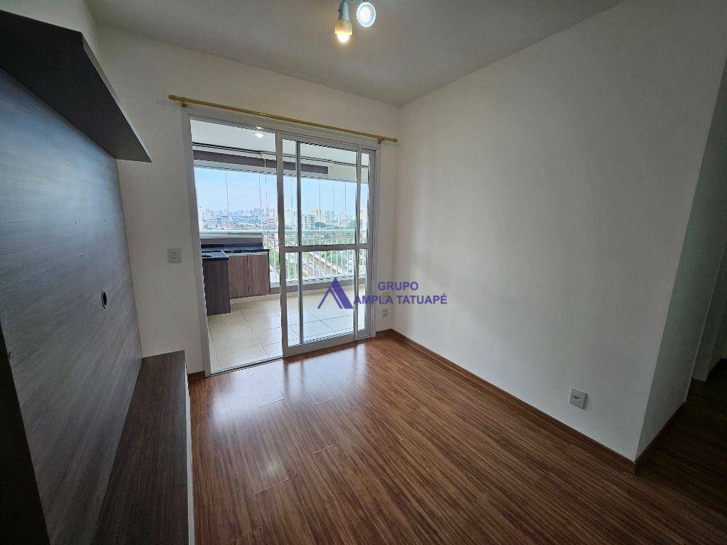 Apartamento para alugar com 2 quartos, 63m² - Foto 8