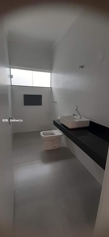 Casa à venda com 3 quartos, 193m² - Foto 15