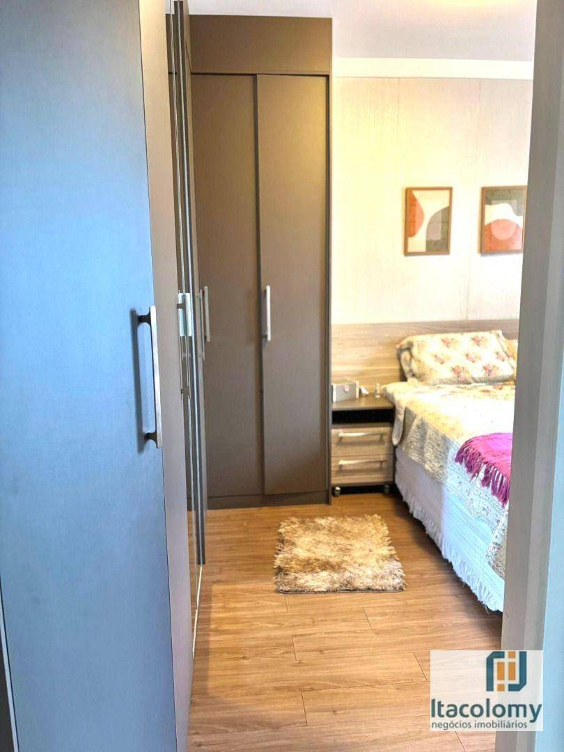 Apartamento à venda com 3 quartos, 70m² - Foto 17