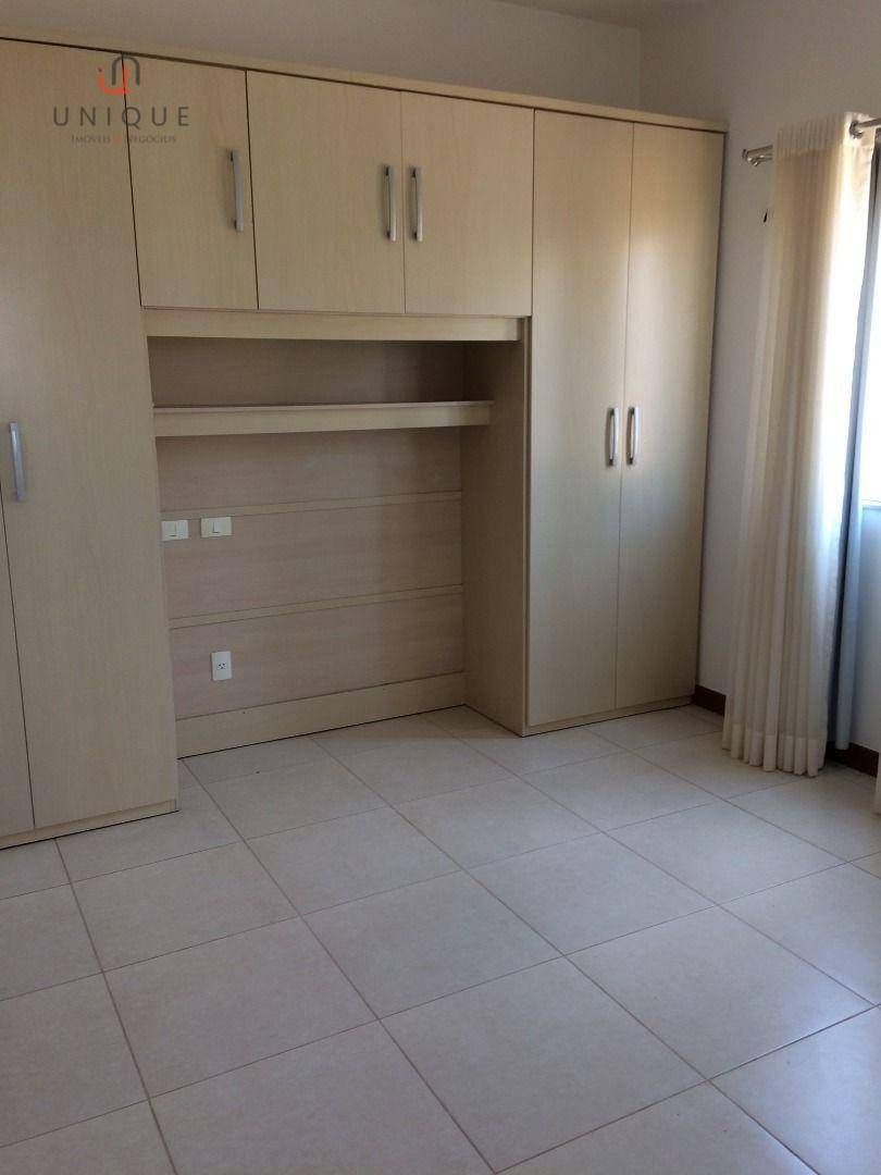 Casa de Condomínio à venda com 5 quartos, 350m² - Foto 10