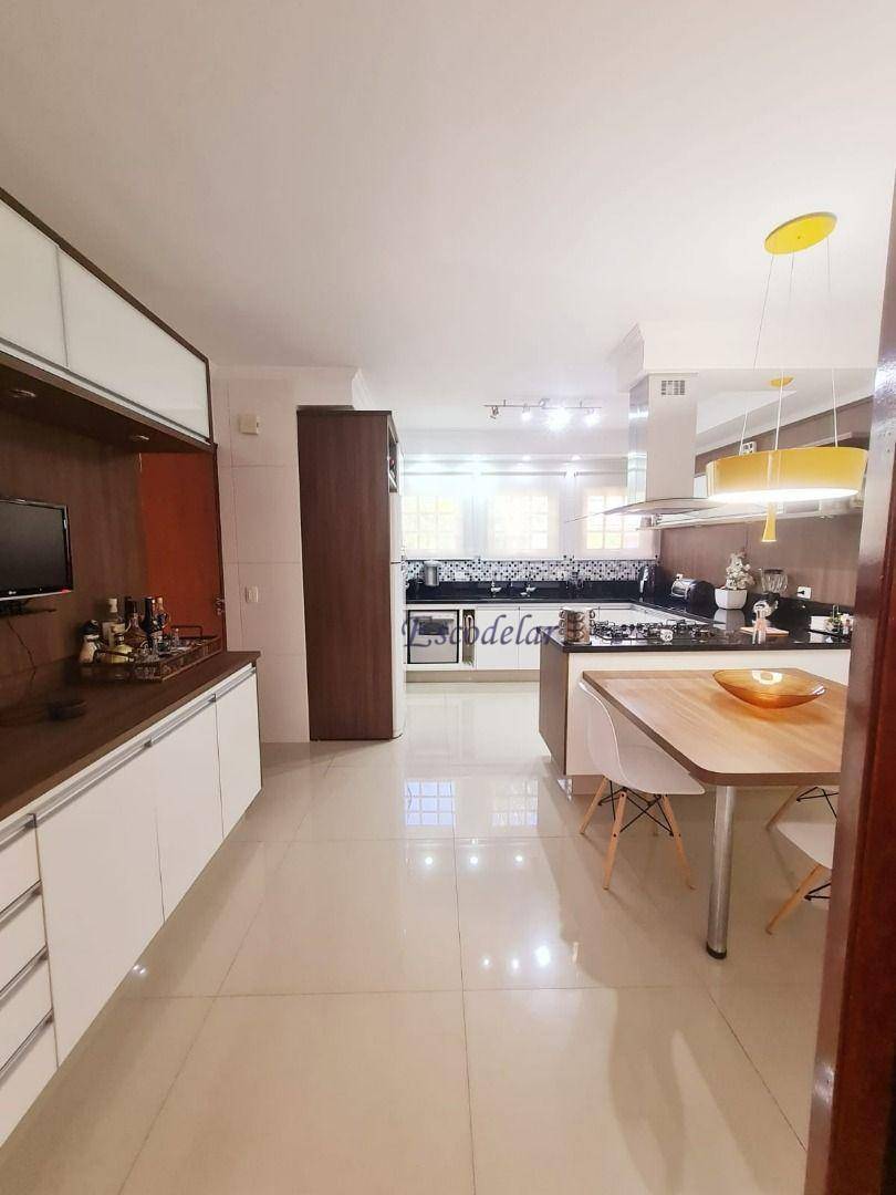 Casa de Condomínio à venda com 5 quartos, 378m² - Foto 32