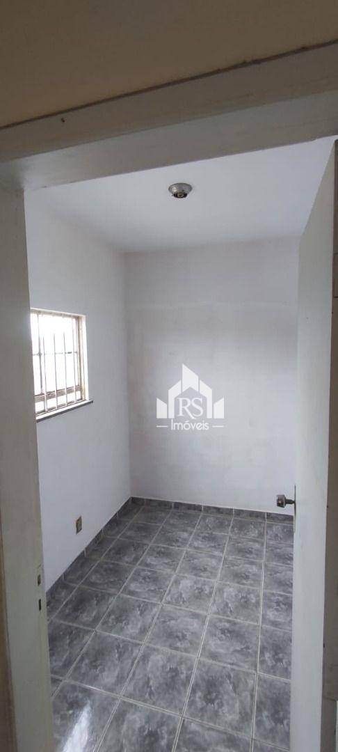 Casa à venda com 3 quartos, 241m² - Foto 10