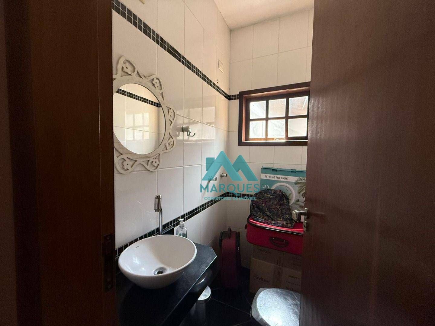 Casa à venda com 3 quartos, 132m² - Foto 4