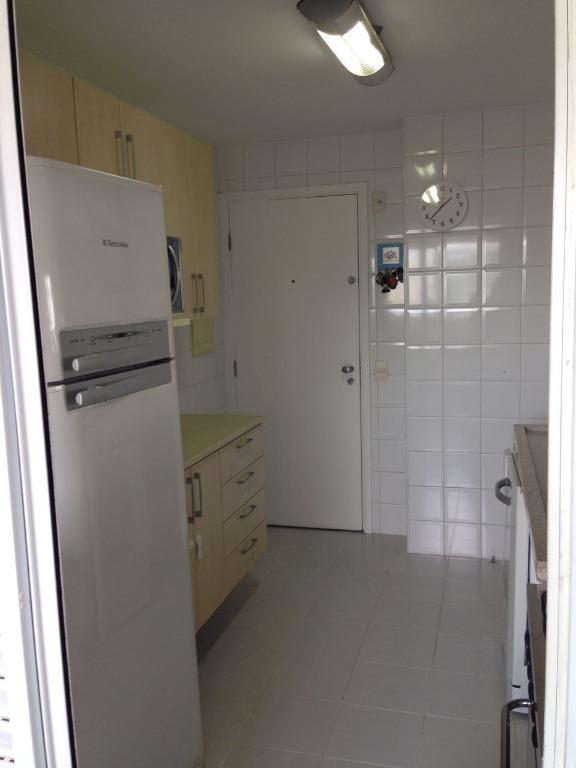 Apartamento à venda com 2 quartos, 90m² - Foto 33