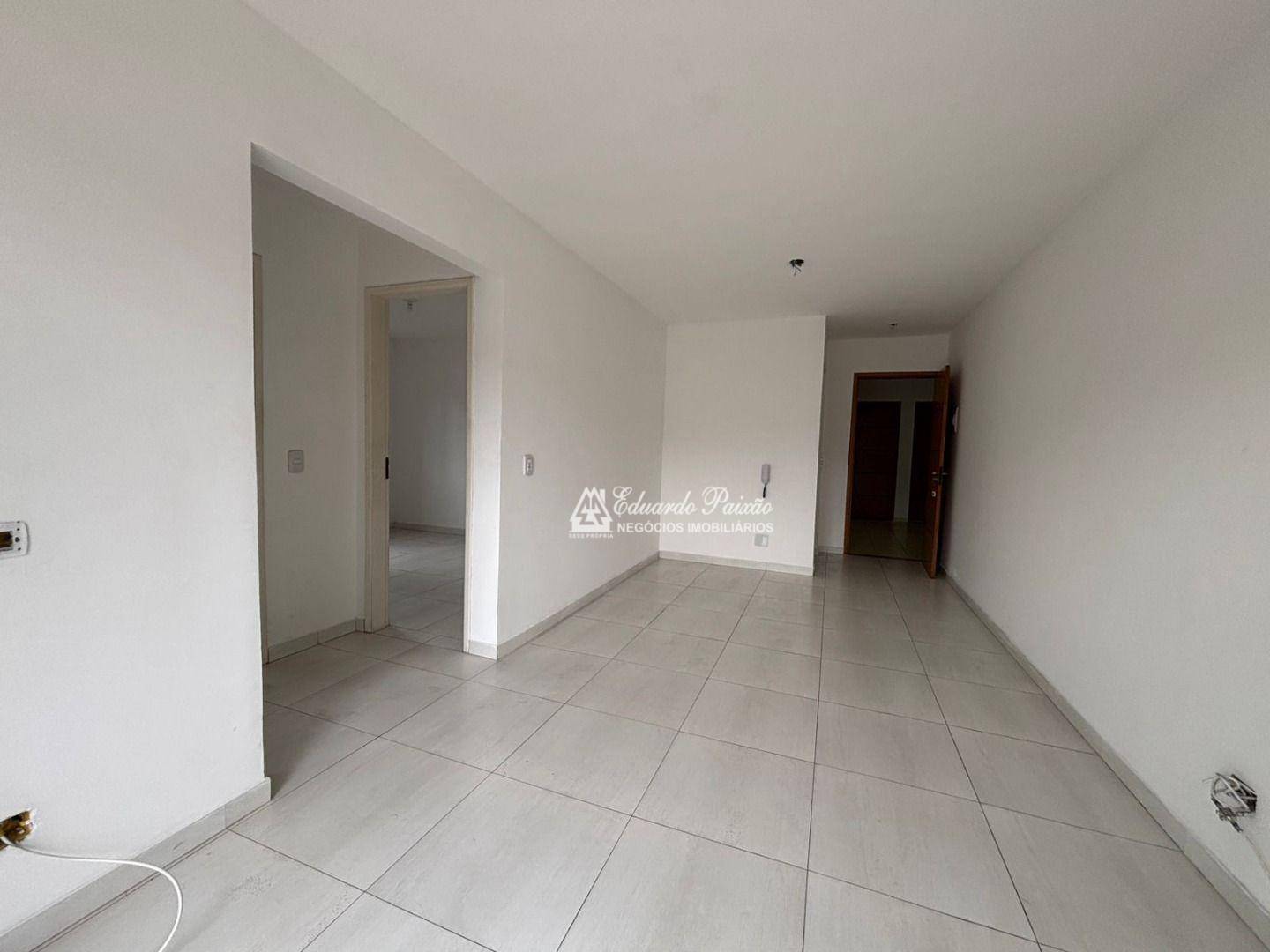 Apartamento para alugar com 2 quartos, 62m² - Foto 3