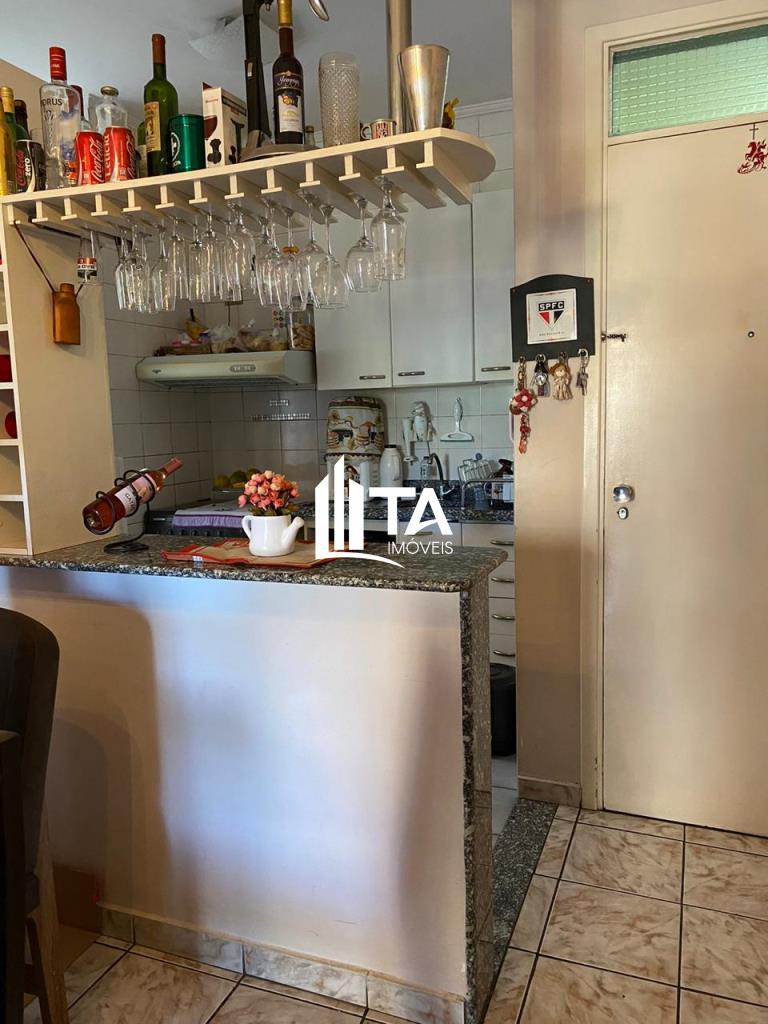 Apartamento à venda com 2 quartos, 62m² - Foto 7