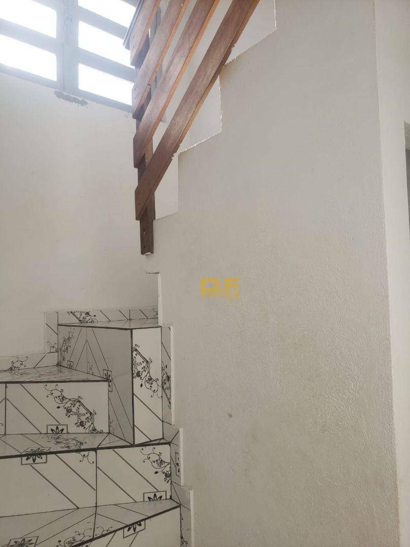 Sobrado à venda com 3 quartos, 93m² - Foto 14