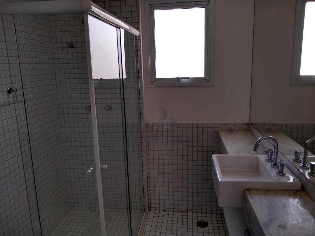 Apartamento para alugar com 2 quartos, 105m² - Foto 19