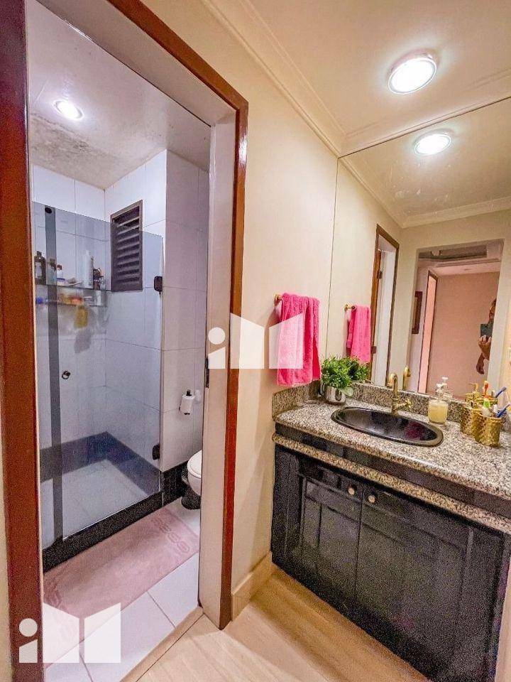 Apartamento à venda com 4 quartos, 222M2 - Foto 27