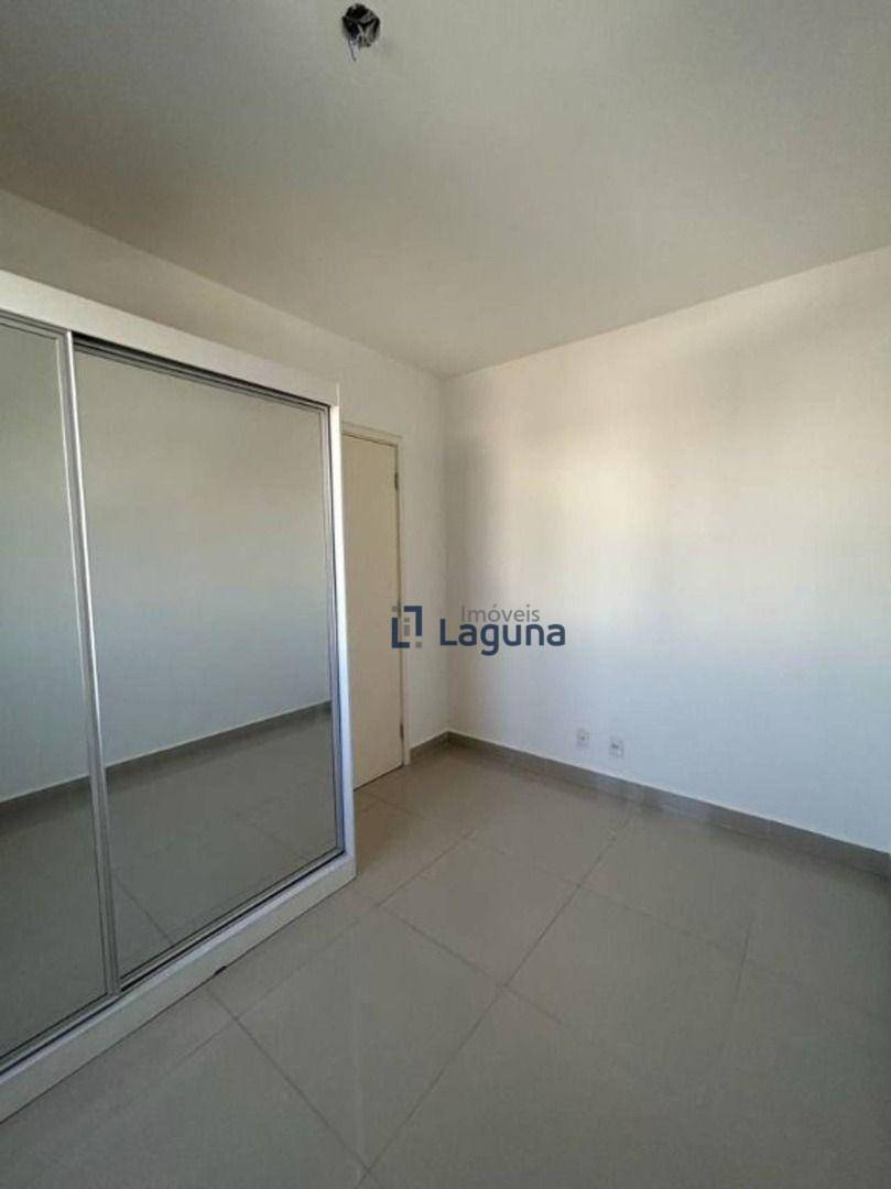 Apartamento para alugar com 3 quartos, 84m² - Foto 10