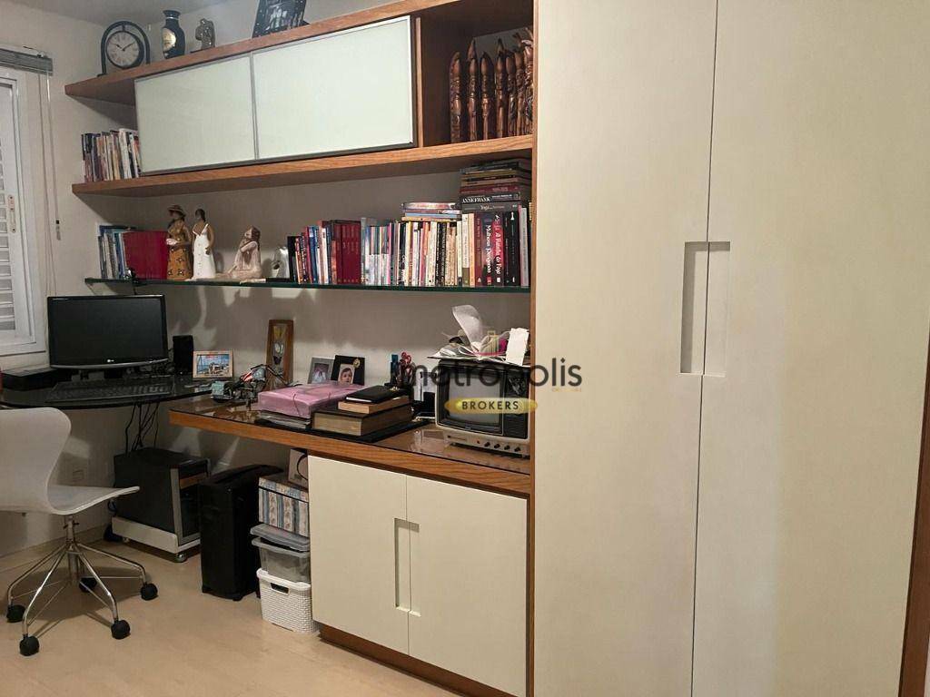 Apartamento à venda com 4 quartos, 150m² - Foto 15