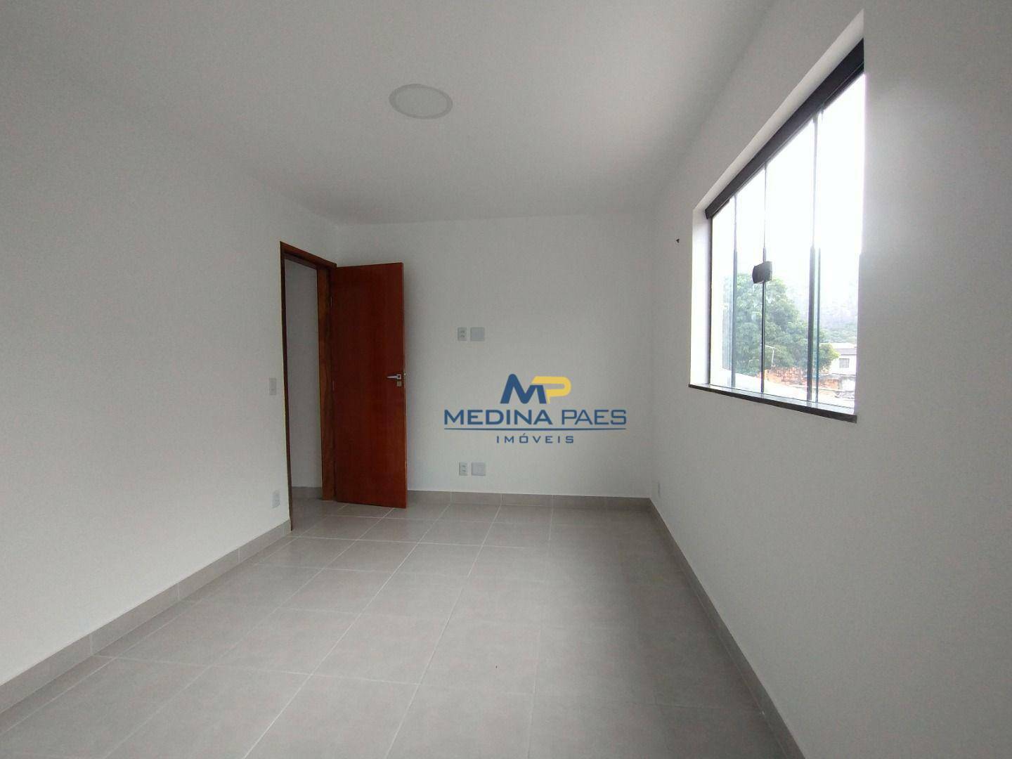 Casa à venda com 2 quartos, 48m² - Foto 32