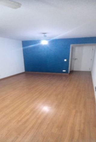 Apartamento à venda com 3 quartos, 66m² - Foto 3