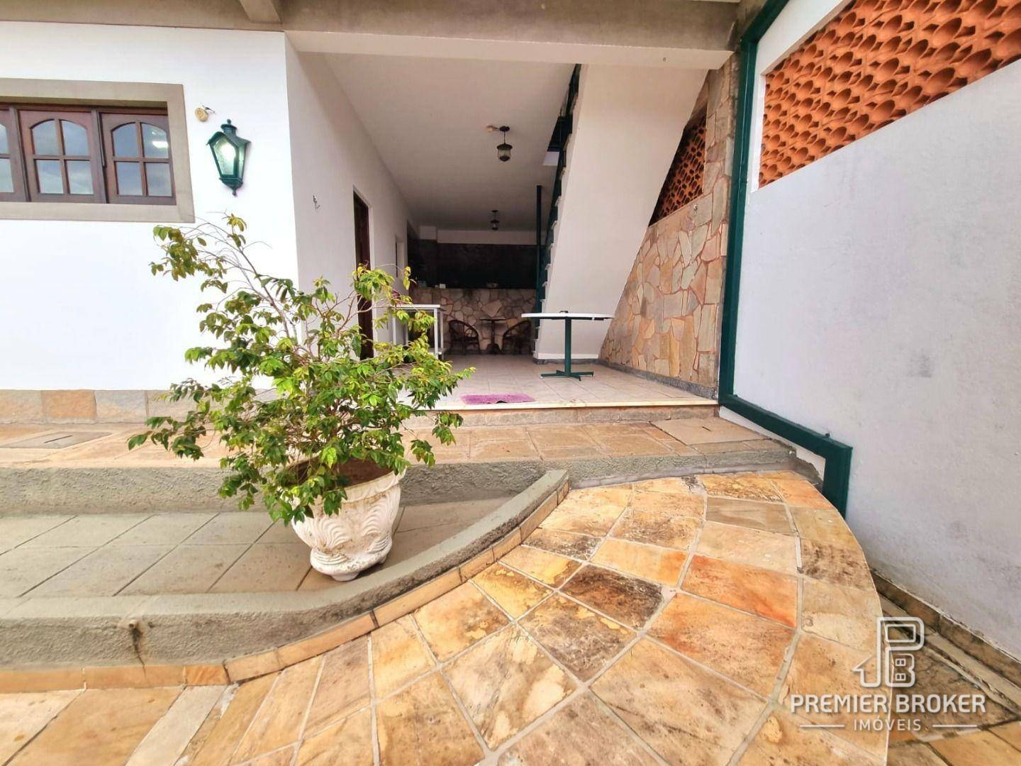 Casa à venda com 6 quartos, 700m² - Foto 67