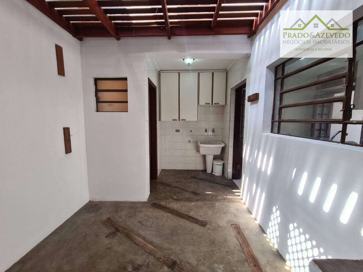 Casa para alugar com 2 quartos, 94m² - Foto 3