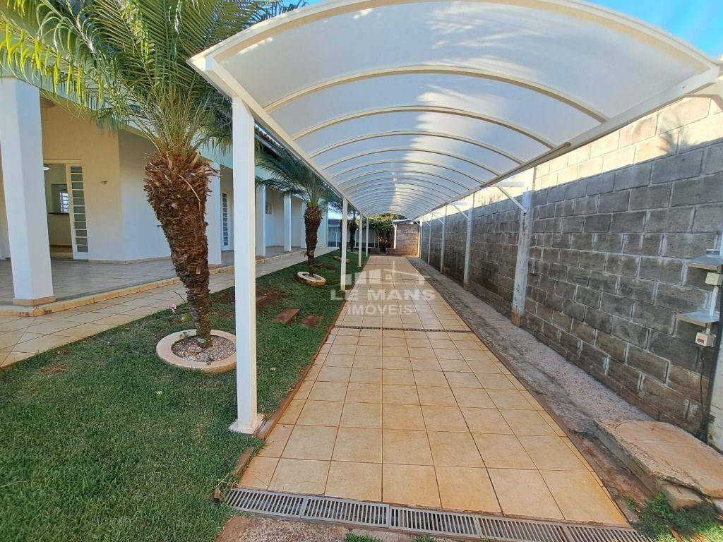 Chácara à venda com 2 quartos, 318m² - Foto 16