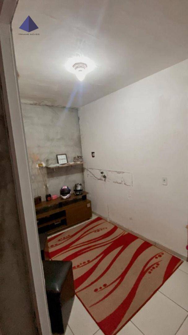 Casa à venda com 2 quartos, 125m² - Foto 1