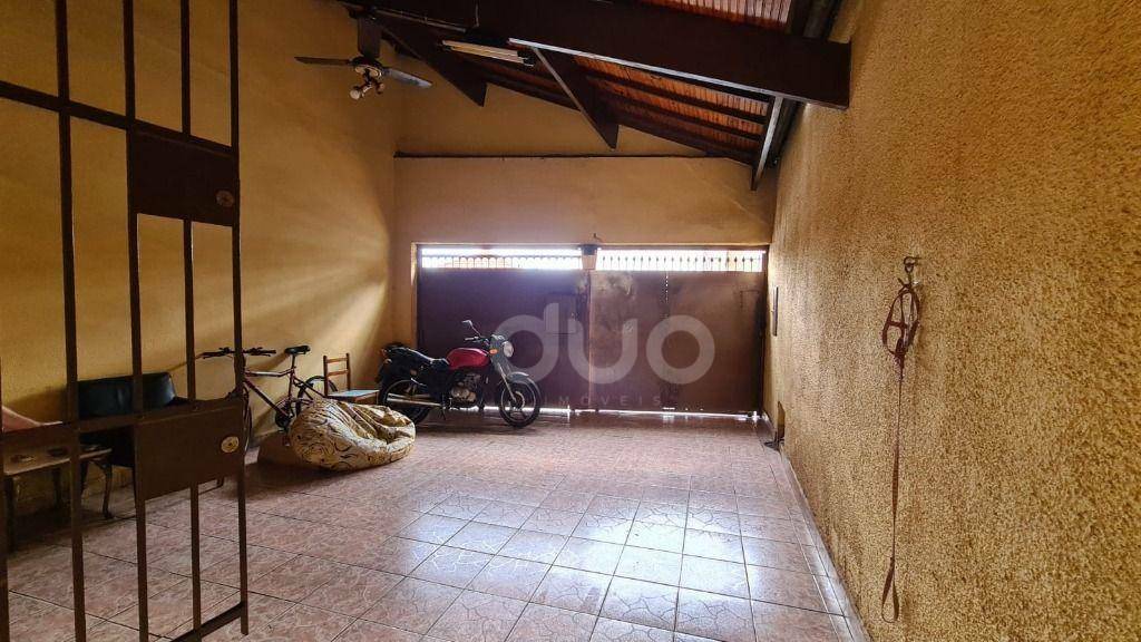 Casa à venda com 3 quartos, 200m² - Foto 15