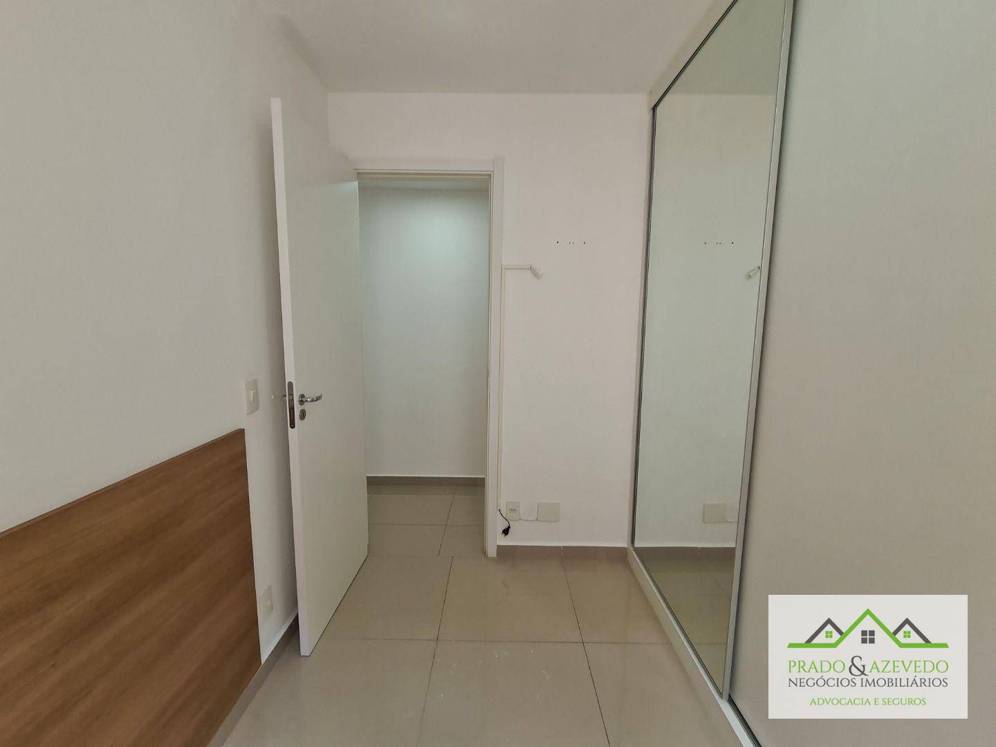 Apartamento para alugar com 2 quartos, 41m² - Foto 13