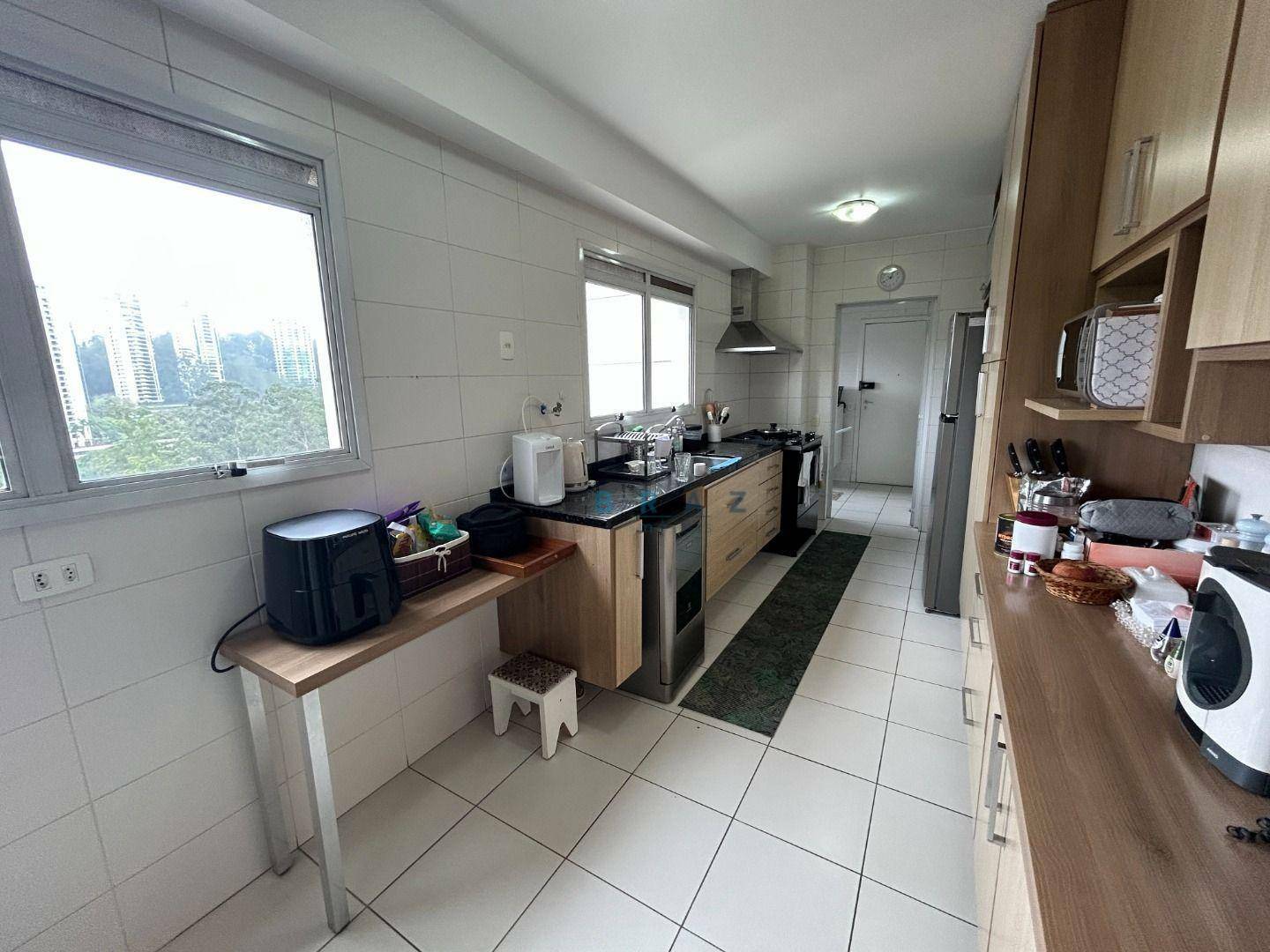 Apartamento à venda com 4 quartos, 177m² - Foto 22