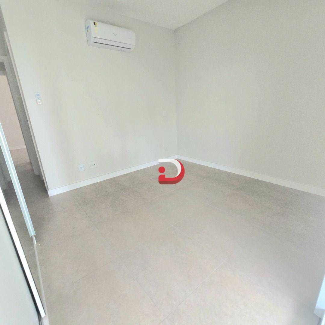 Apartamento para alugar com 2 quartos, 90m² - Foto 8