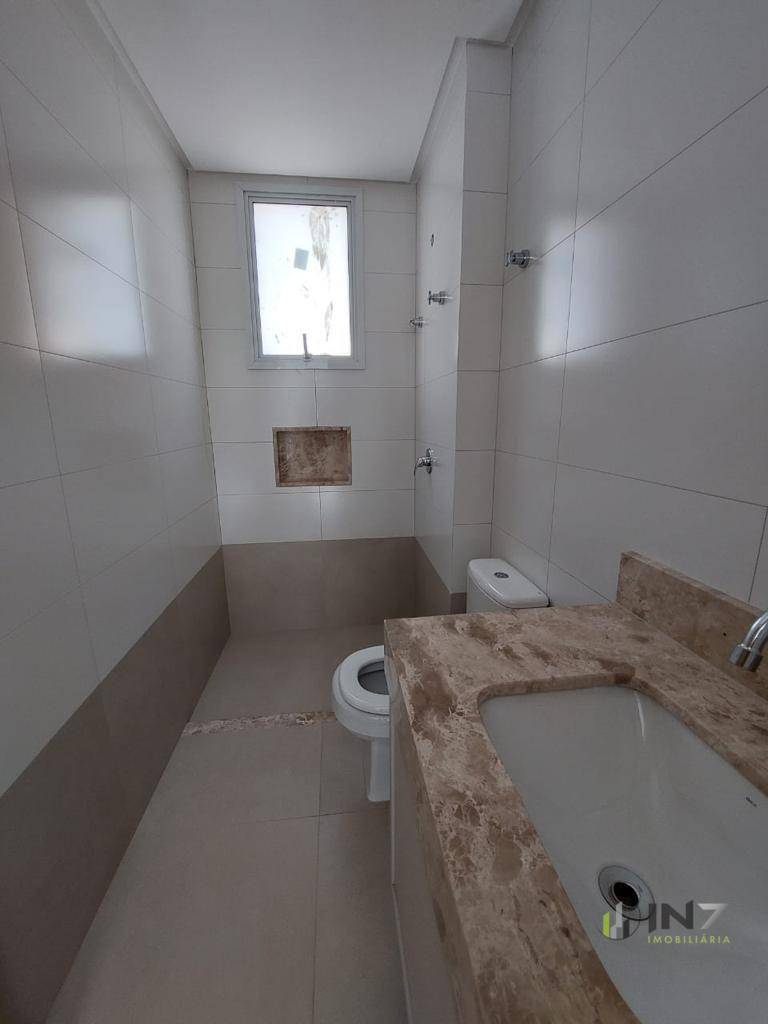 Apartamento à venda com 4 quartos, 180m² - Foto 6