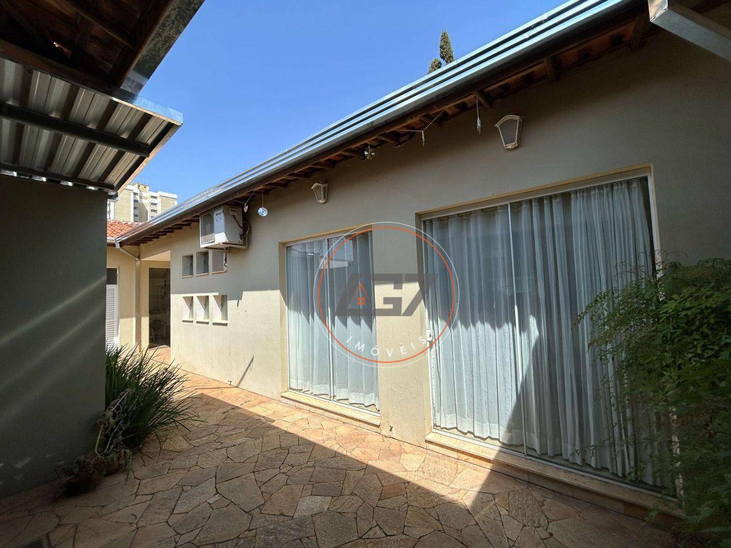 Casa à venda e aluguel com 3 quartos, 1000M2 - Foto 21