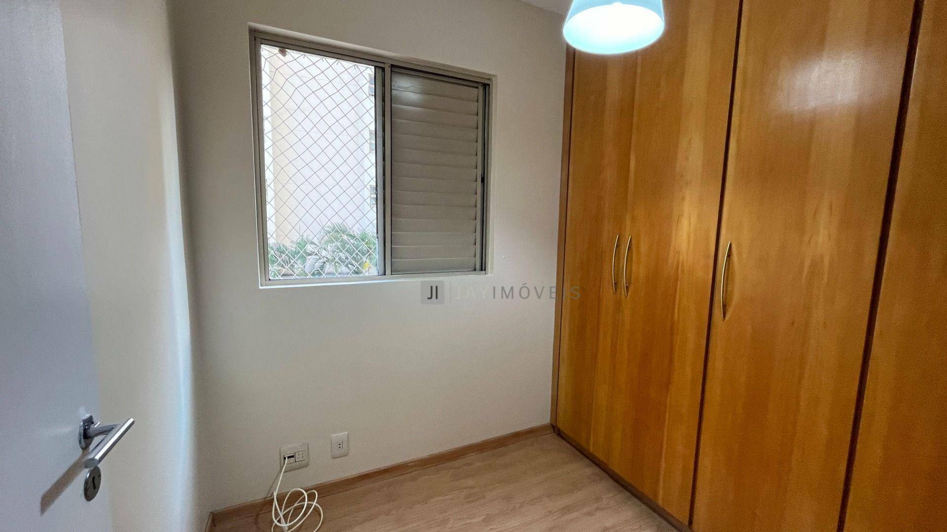 Apartamento para alugar com 3 quartos, 65m² - Foto 10