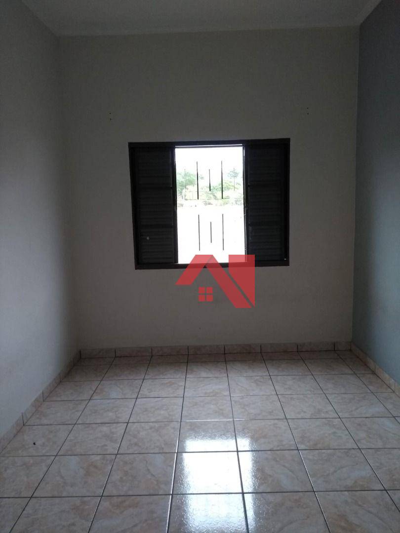 Casa à venda com 3 quartos, 130m² - Foto 3