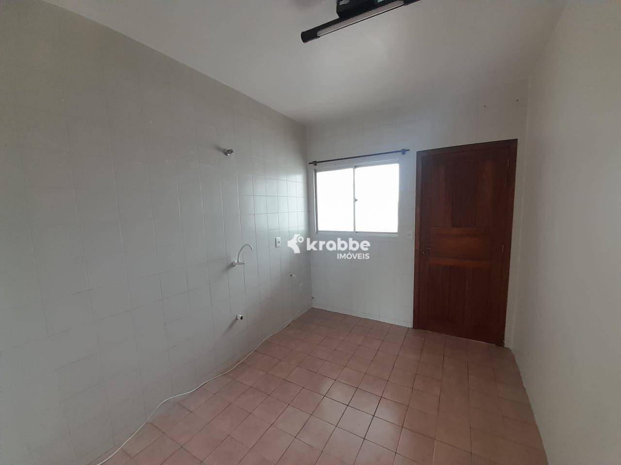 Apartamento para alugar com 2 quartos, 92m² - Foto 2