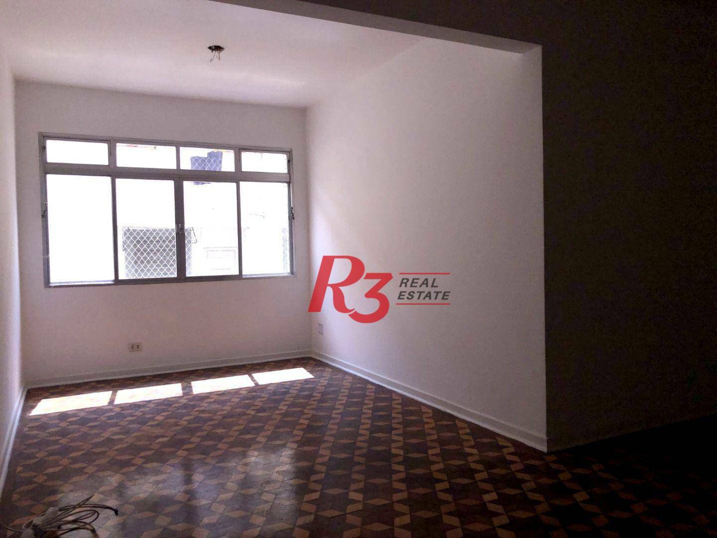 Apartamento para alugar com 3 quartos, 131m² - Foto 2