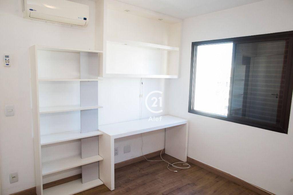 Apartamento à venda com 3 quartos, 154m² - Foto 30