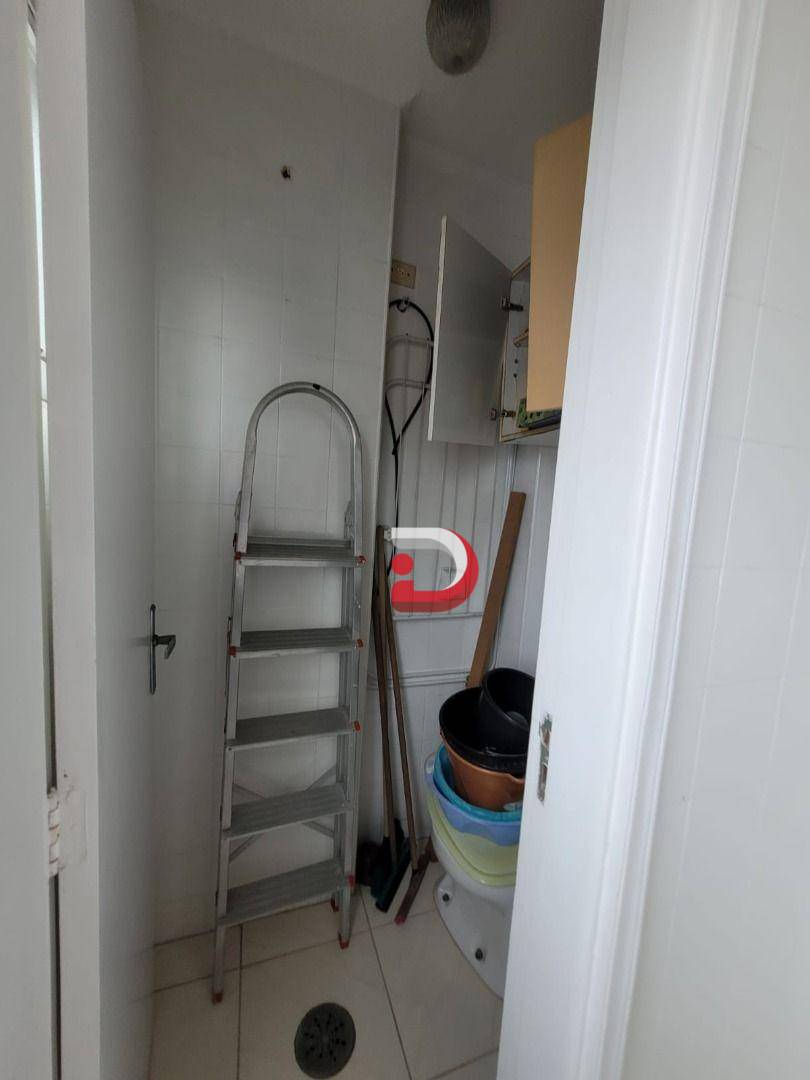 Apartamento à venda com 2 quartos, 80m² - Foto 11