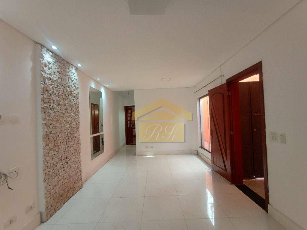 Sobrado para alugar com 3 quartos, 160m² - Foto 1